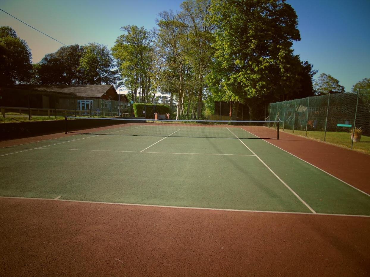 Chalet Brightstone Kingsdown Cliffs Location With Indoor Pool, Tennis Court, Mini-Golf Short Walk To Beach And 3 Great Local Pubs Exteriér fotografie
